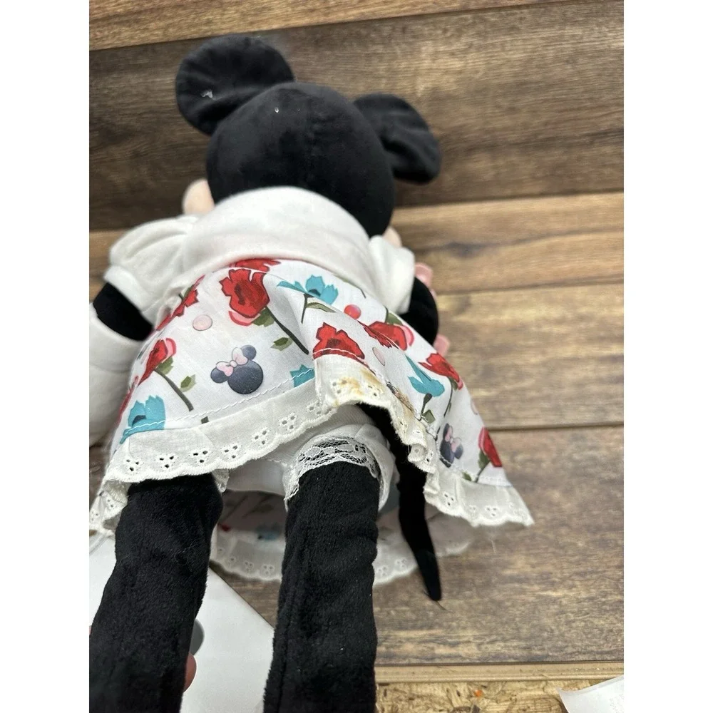 Disney Minnie Mouse Plush Doll Floral‎ Dress with Flowers Bouquet Self Standing